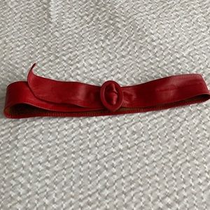Ladies red vintage leather buckle adjustable 2” belt